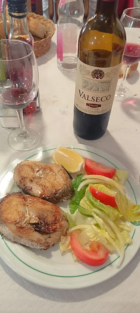 Jose Vela_Mesón Quiñones Bar Restaurante_Benuza_review