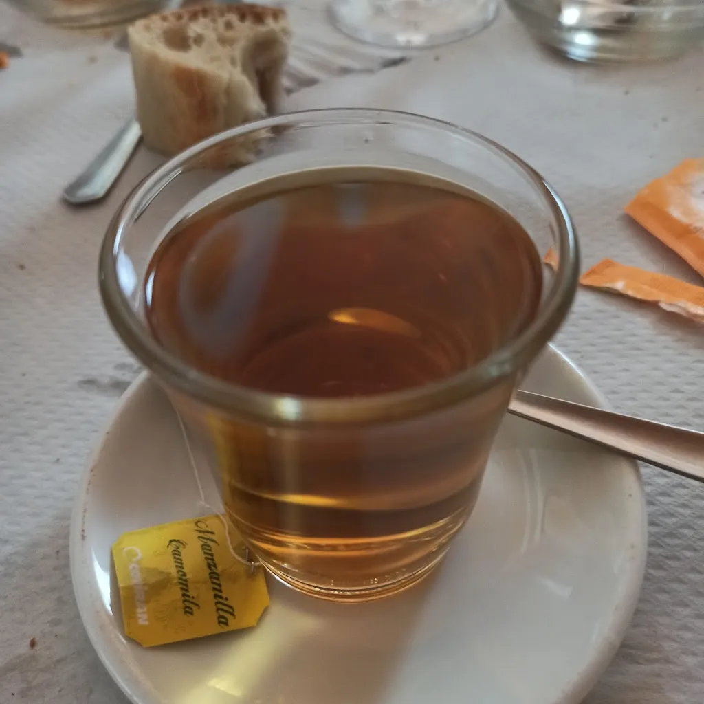 Maria Garcilaso_Bar-Restaurante Adeal_Benuza_review