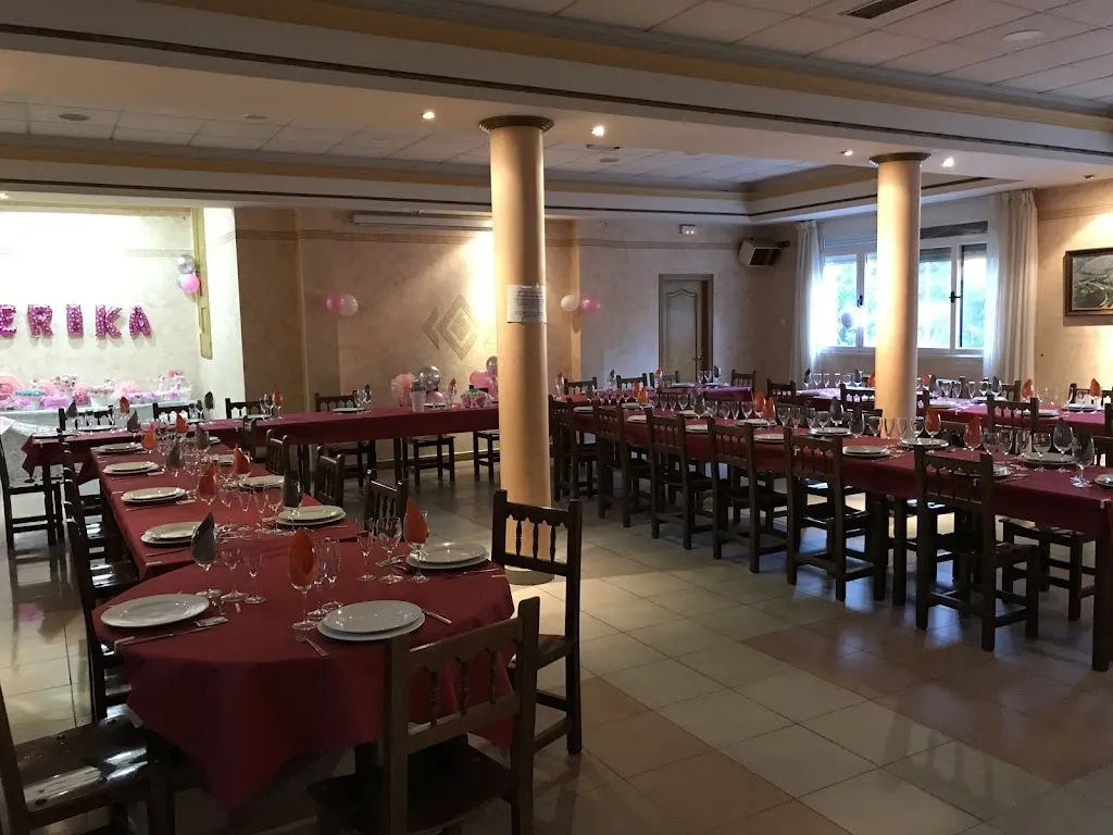 Bar-Restaurante Adeal_Benuza_slider_image_1