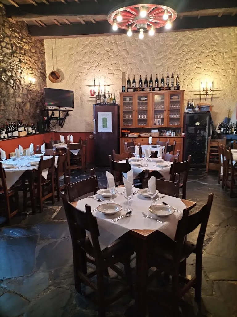 Mesón Don Nacho restaurant in Benuza