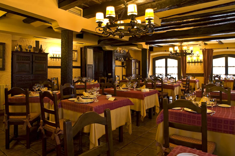 Restaurante Bodega Regia_Benuza_slider_image_1