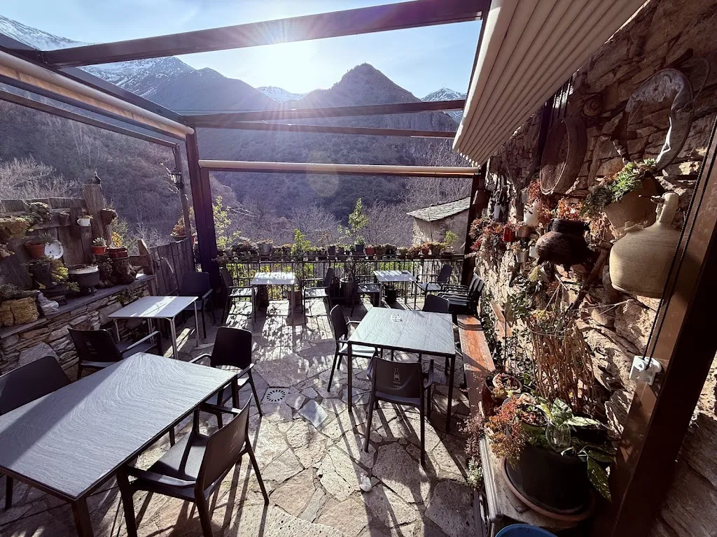 La Cantina restaurant in Benuza