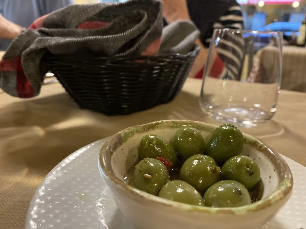 Hannah Marie_Pagus Pasta & Grill | Restaurante Italiano Leon_Benuza_review