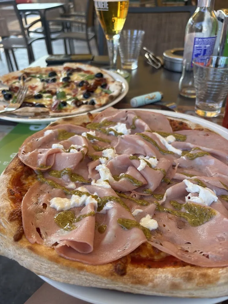 Bianka Villasi_Pizzería La Nonna Camponaraya_Camponaraya_review