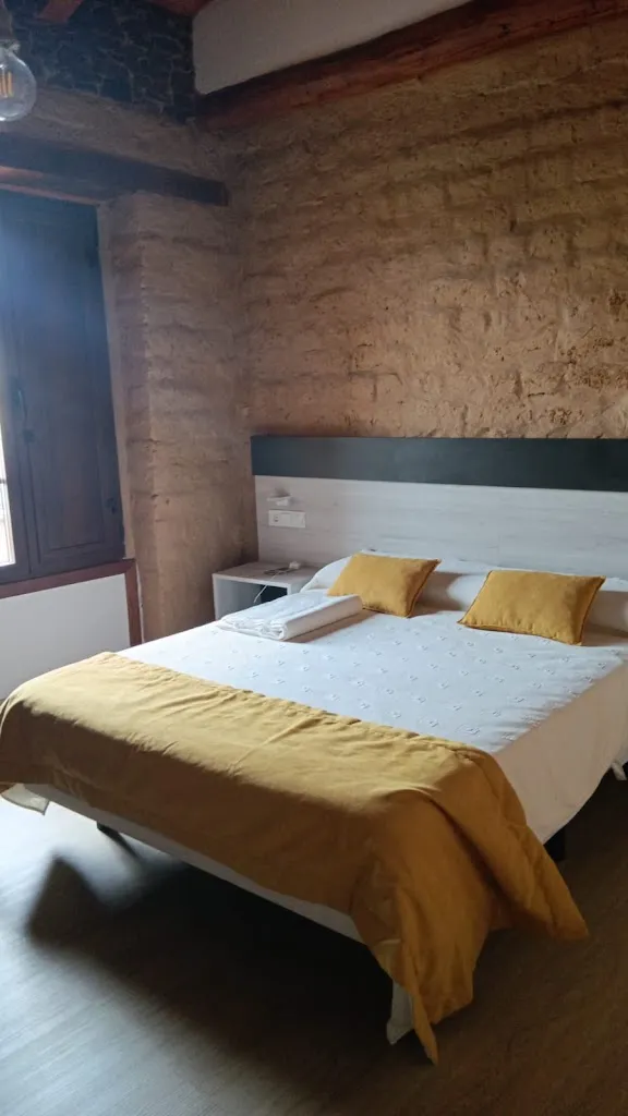 javier sevilla_HOSTAL RESTAURANTE LA SENDA_Camponaraya_review