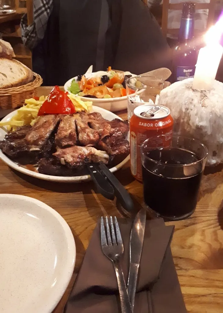 Katia DG_Restaurante La Cueva del Cura_Campo de Villavidel_review