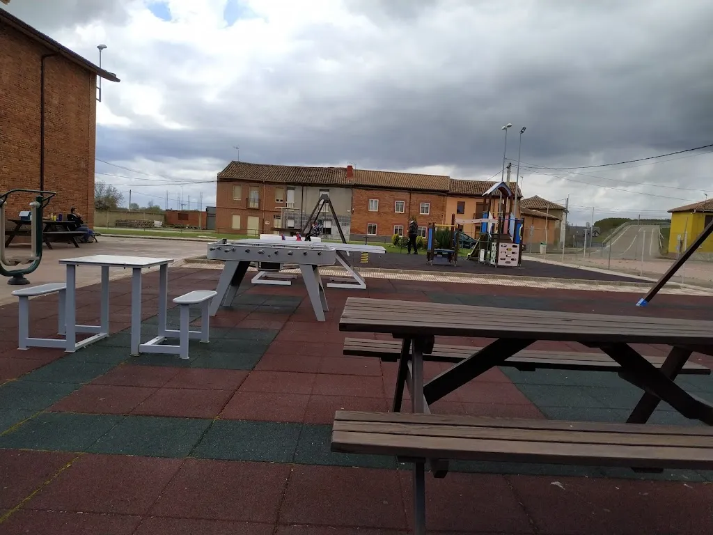 Café Bar FEVE_Campo de Villavidel_slider_image_1