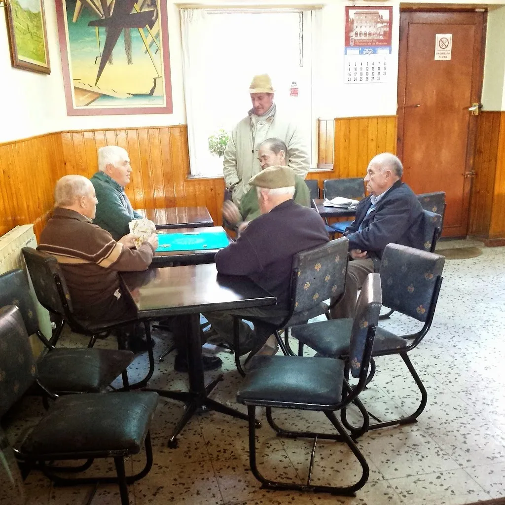 Bar La Pista_Campo de Villavidel_slider_image_3