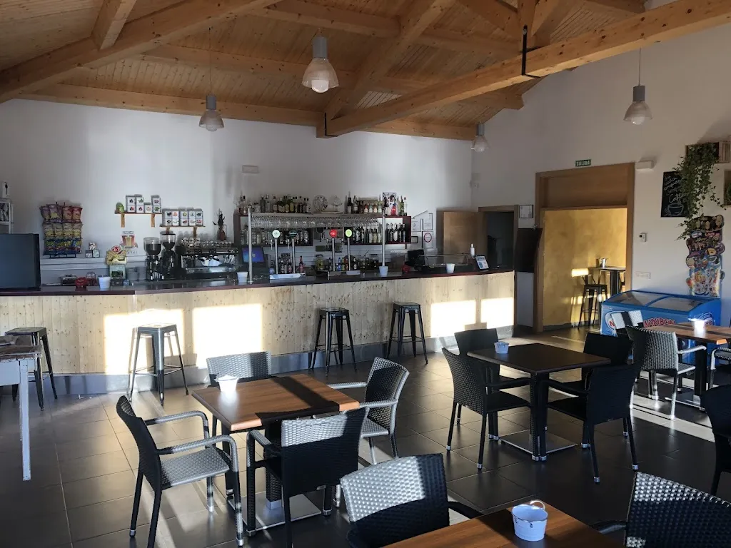 El Bar de Villaturiel_Campo de Villavidel_slider_image_3