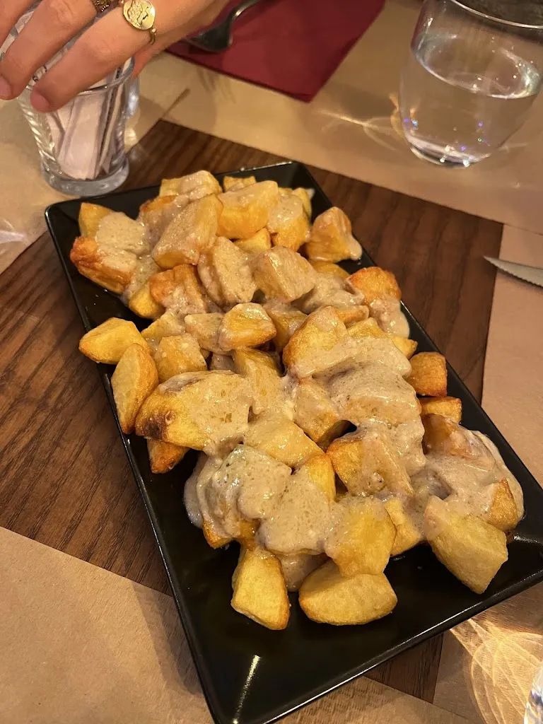 Isabel Vega_Cervecería Mesón Llambrión_Carrizo de la Ribera_review