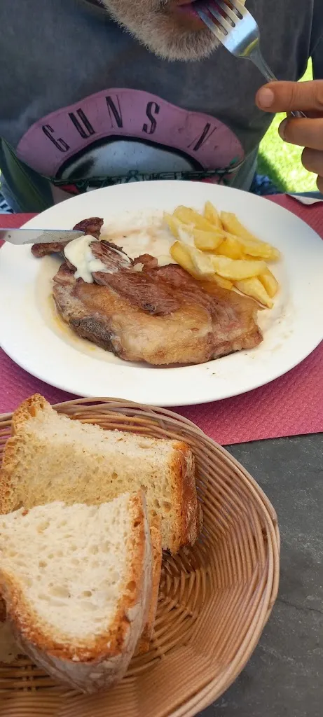 susi jarillo_Restaurante Mesón El Lago_Carucedo_review