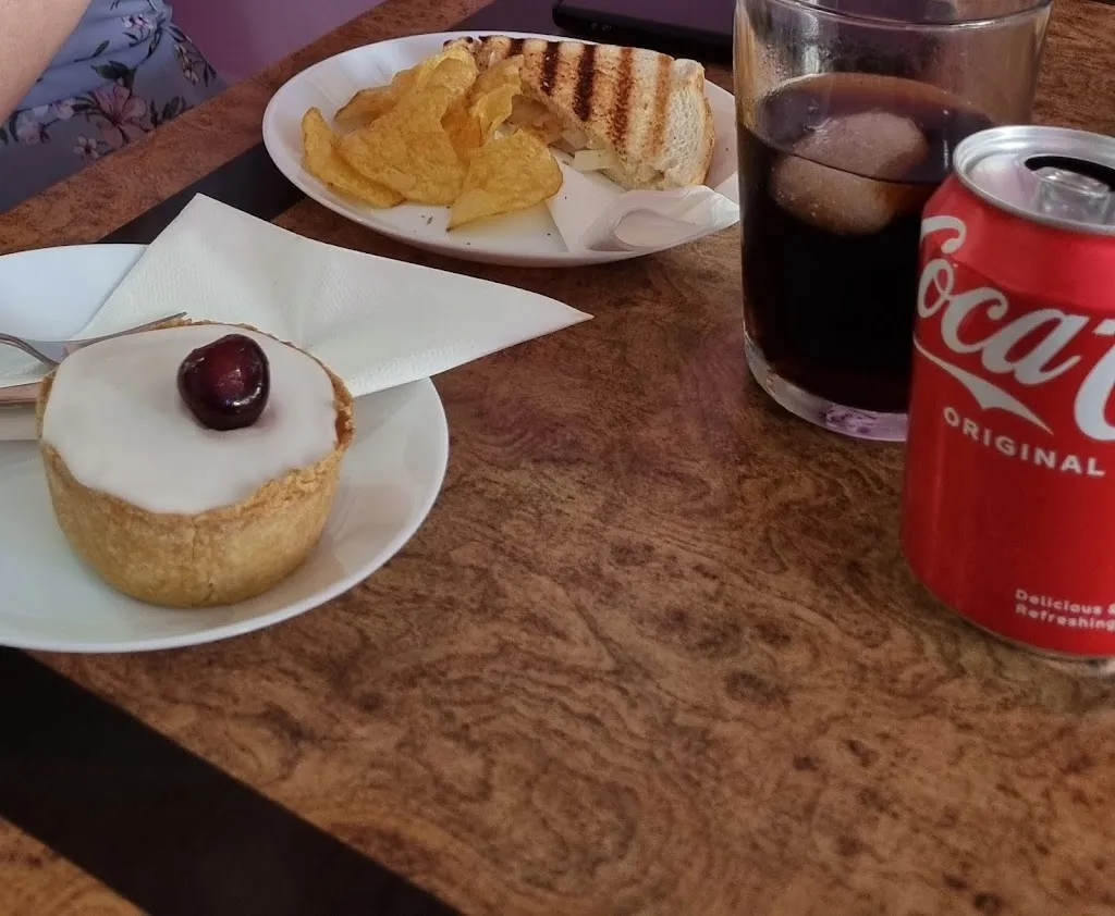 Sarah_Butterflies Cafetería_Jacarilla_review