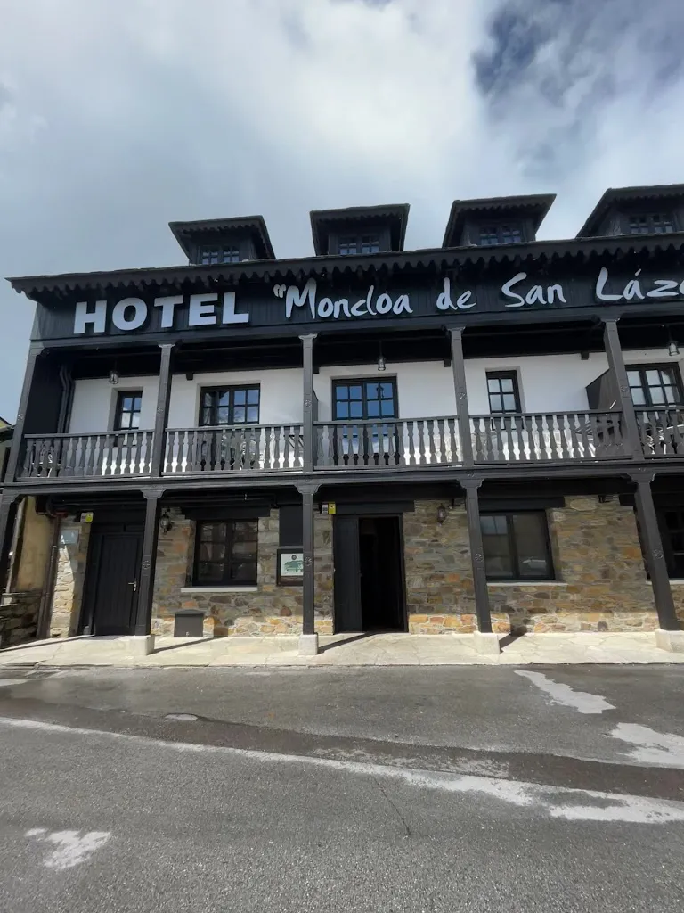 Mo_Moncloa de San Lazaro_Cacabelos_review