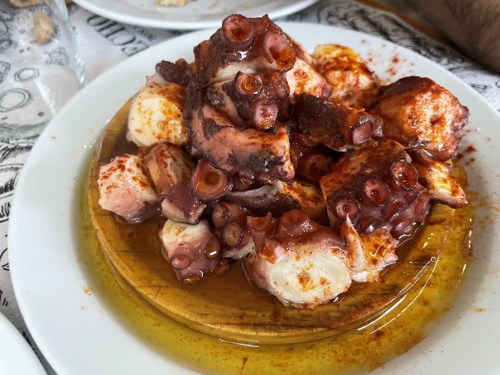 Ángel Fernández_Mesón Pulperia Ubaldo_Cacabelos_recensione