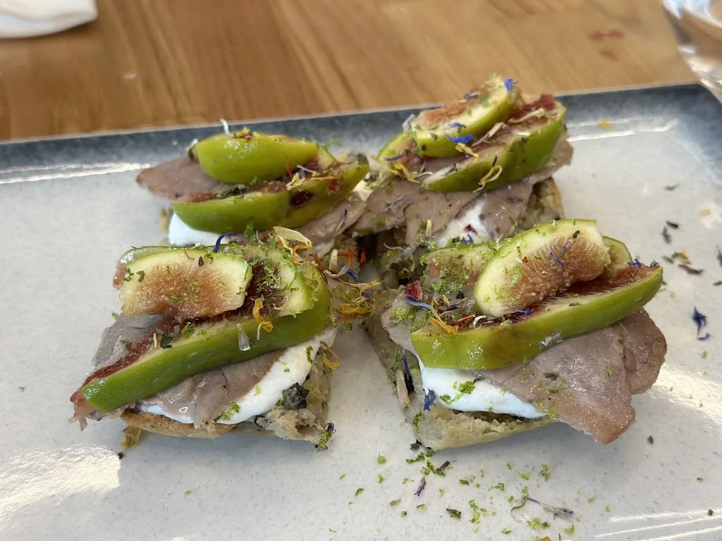 Menu_Hotel Miralrio Cacabelos_Cacabelos_image_6