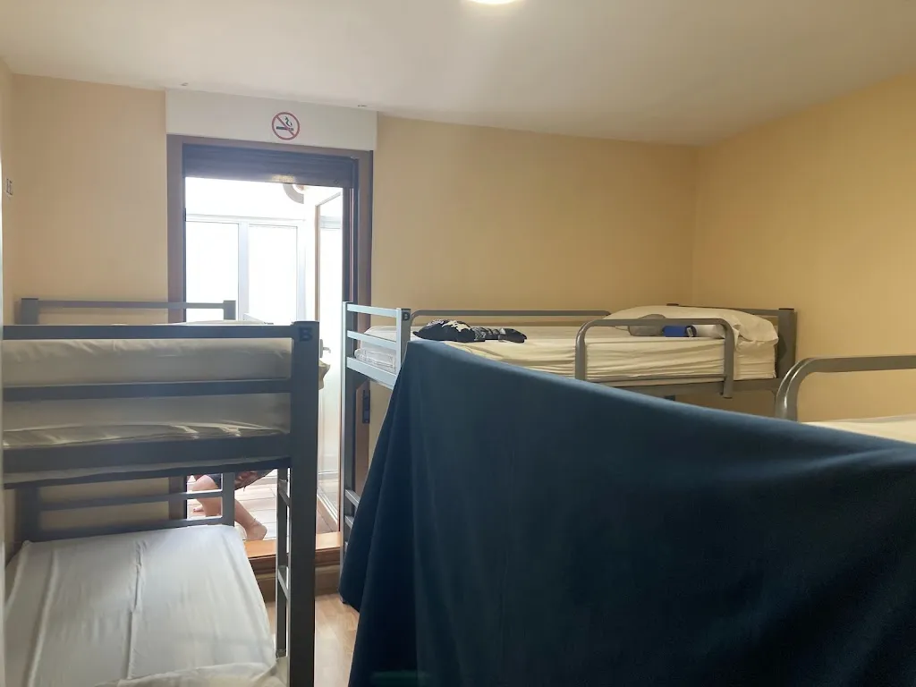 Alice B_Hostal La Gallega_Cacabelos_recensione