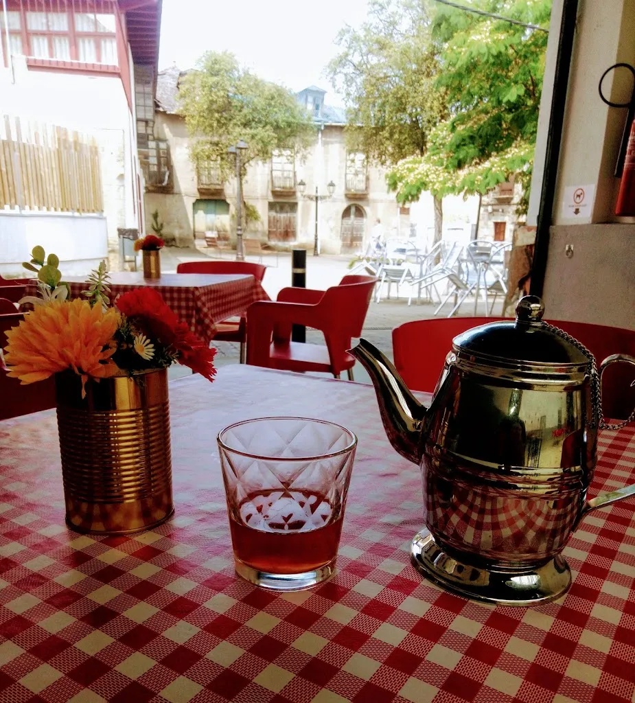 Mas que latas_Cacabelos_slider_image_3