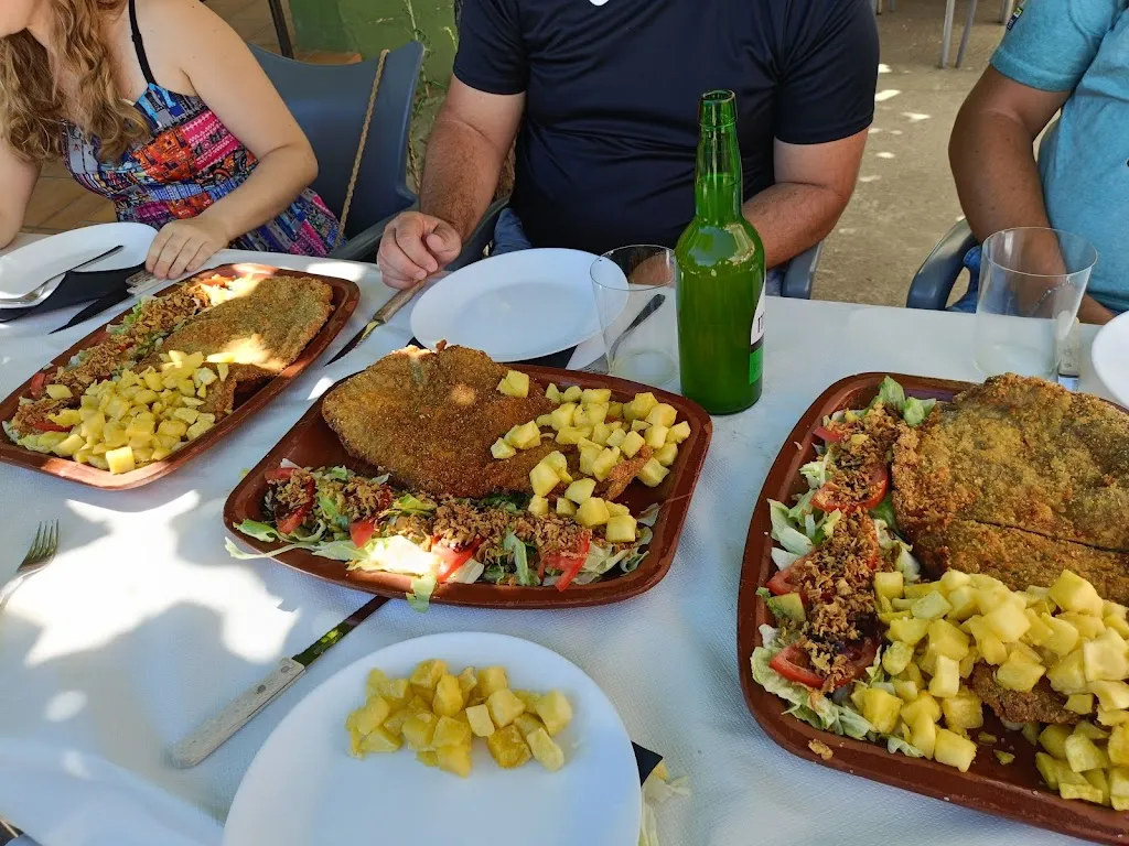 Menu_Bar Las Cañas_Cimanes del Tejar_image_3