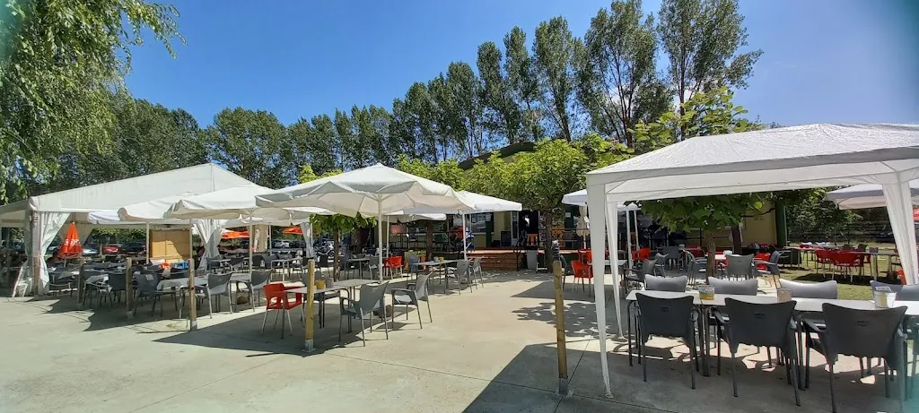 Bar Las Cañas restaurant in Cimanes del Tejar