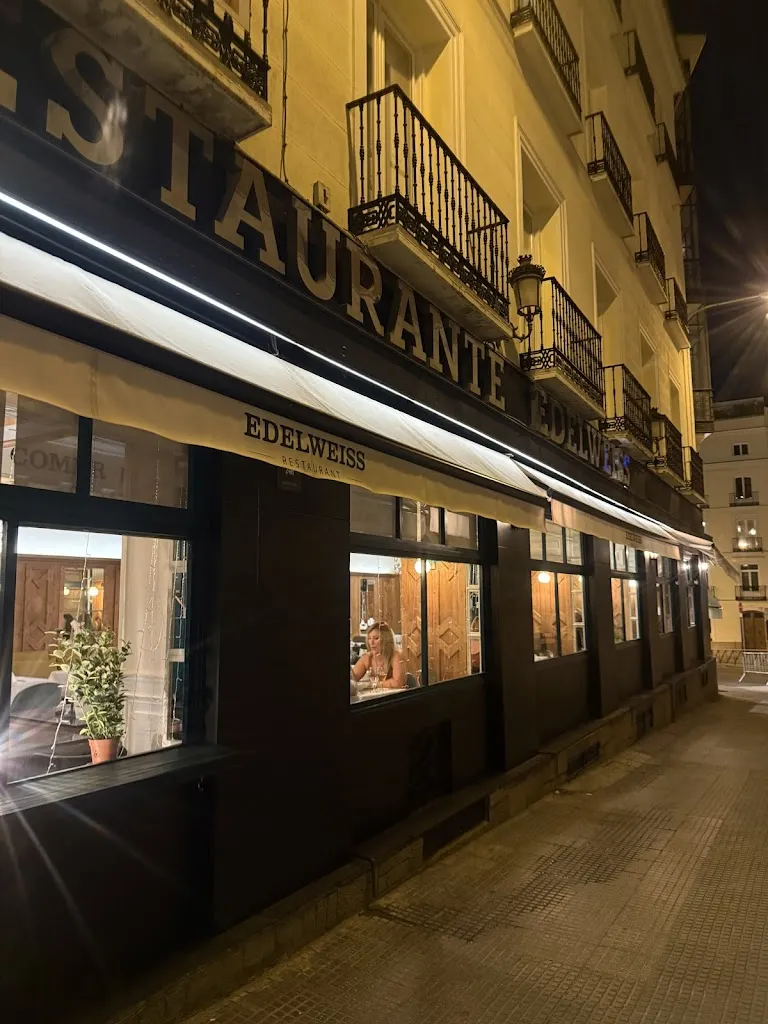 Karen Cayea_Edelweiss Restaurant_Elda_review