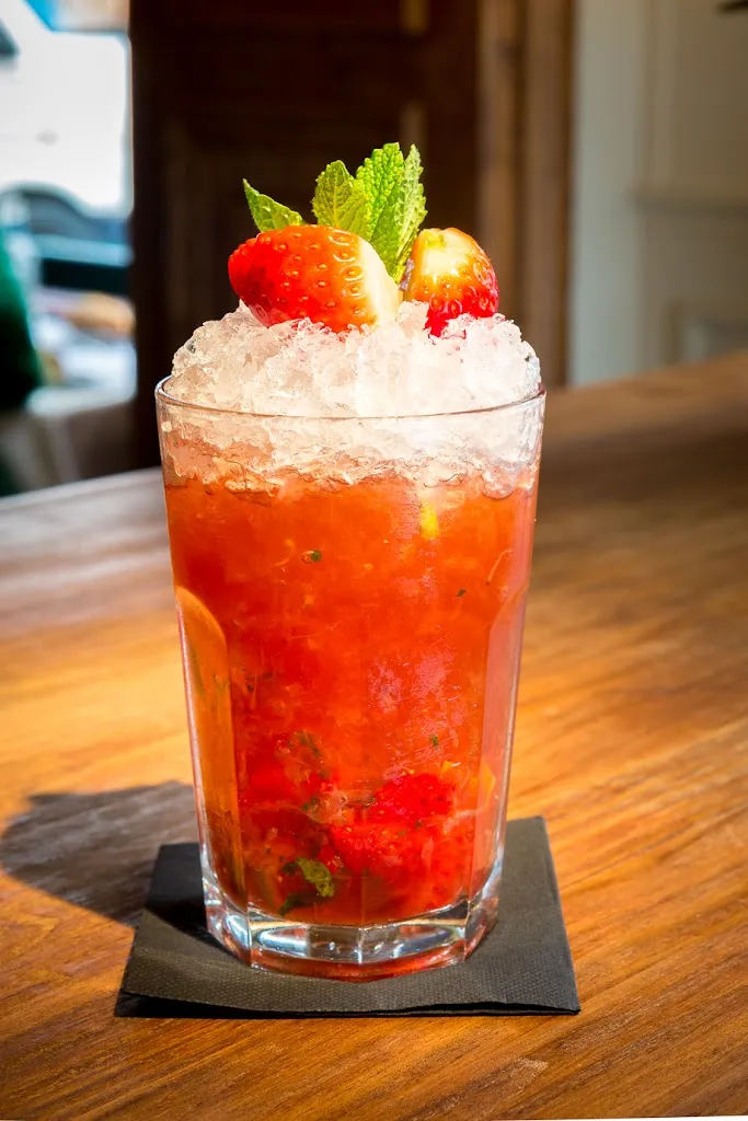 Edelweiss Restaurant_Elda_slider_image_3