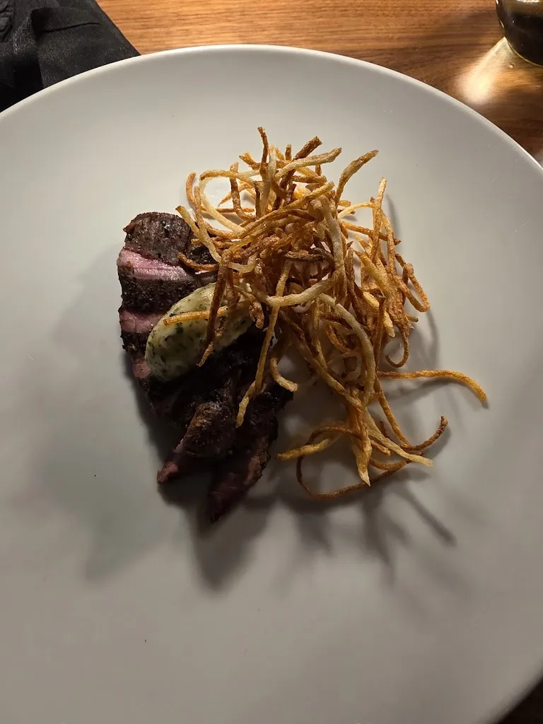 Rae Guinn_Forty Nine Forty_Corrales_recensione