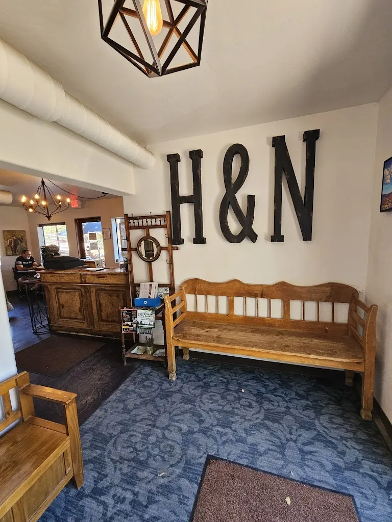 Victor Lopez_Hannah & Nate's_Corrales_review