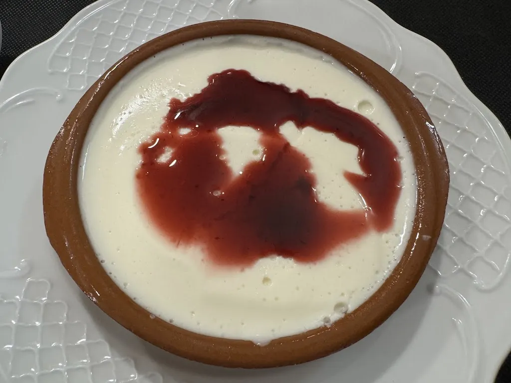 Menu_Bar Aguas Bravas_Crémenes_image_4