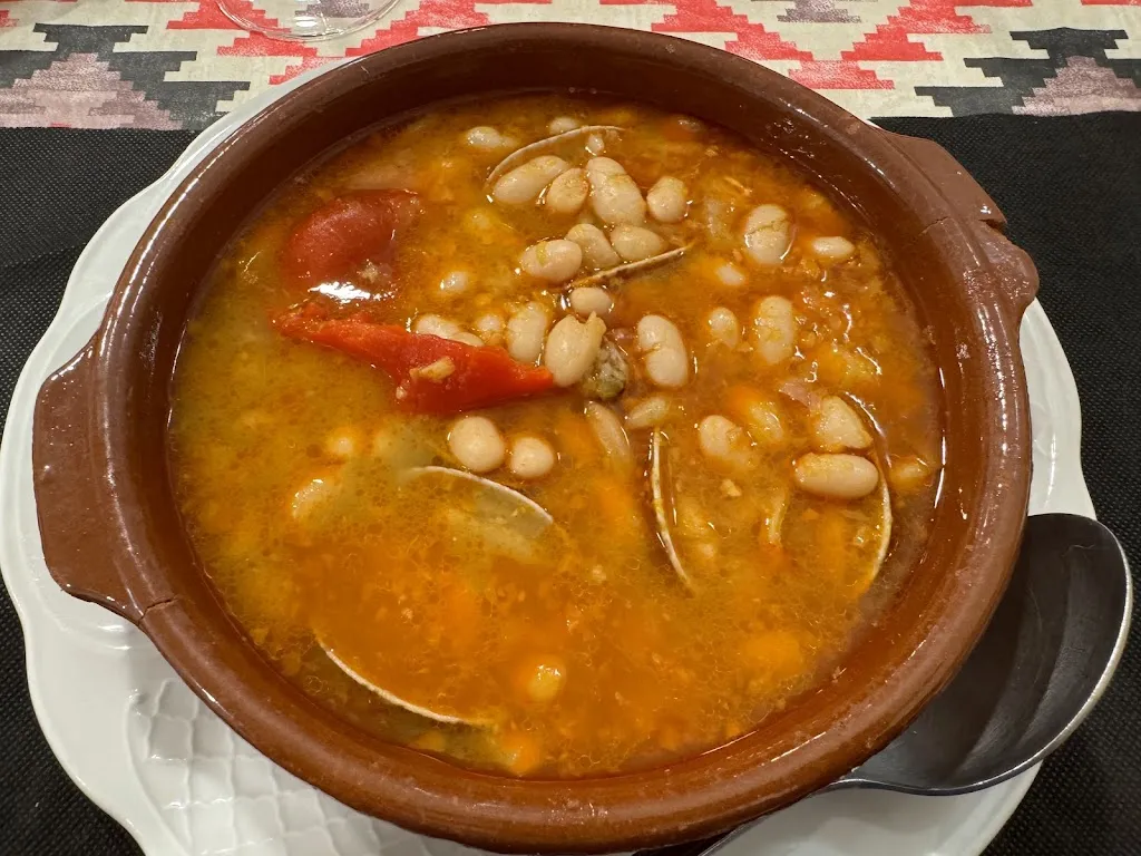 Menu_Bar Aguas Bravas_Crémenes_image_5