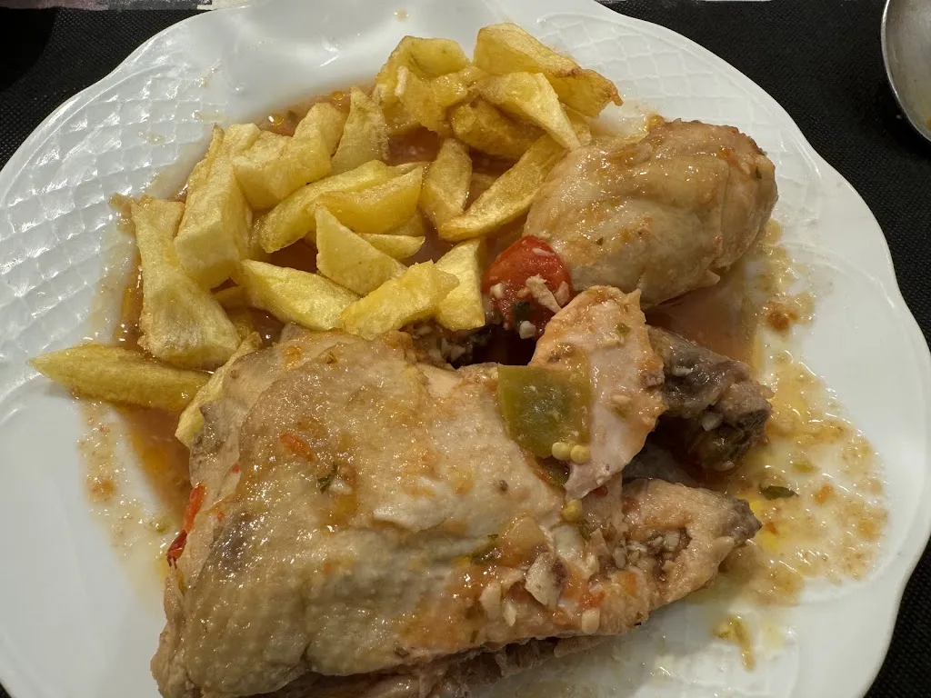 Menu_Bar Aguas Bravas_Crémenes_image_9