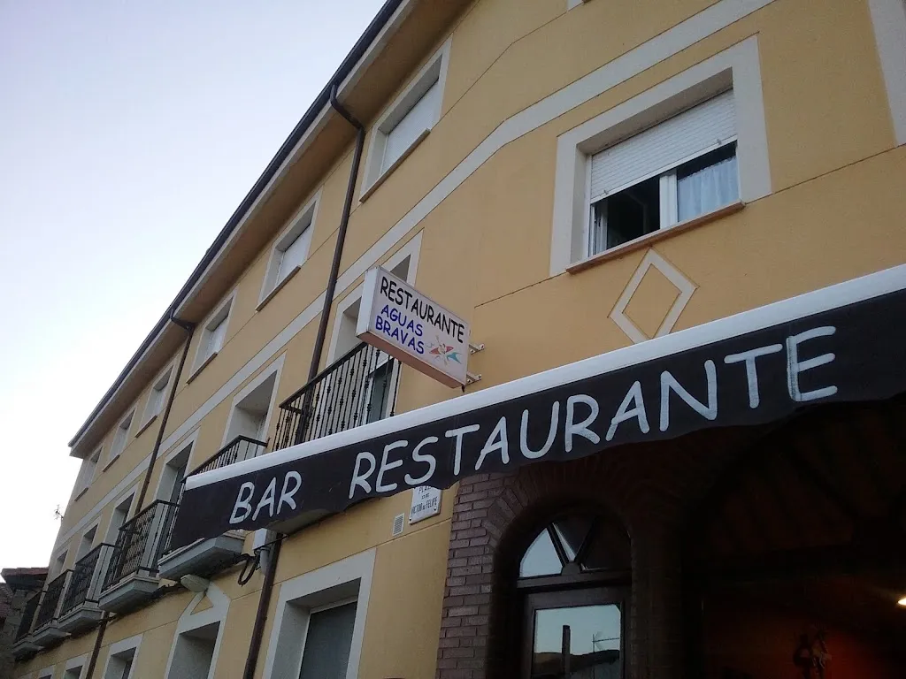 Casa Rural Reyes restaurant in Crémenes