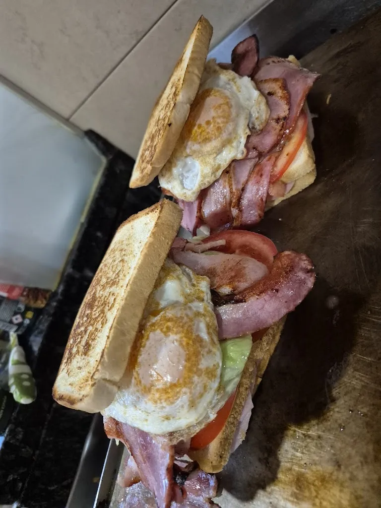 Burguer 2001_Cistierna_slider_image_2