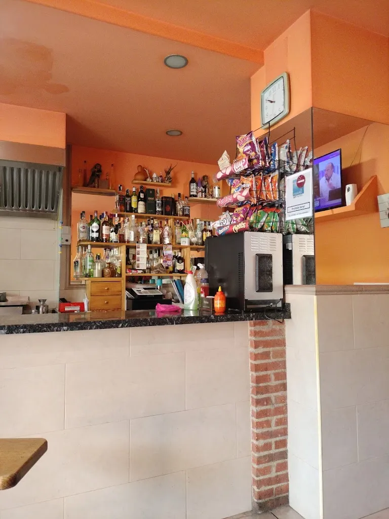 Burguer 2001_Cistierna_slider_image_3