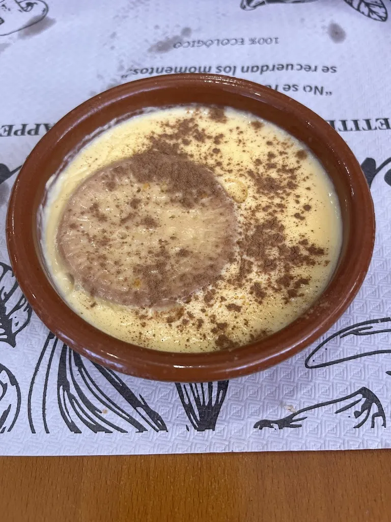 A AM_Hostal Restaurante Moderno_Cistierna_review