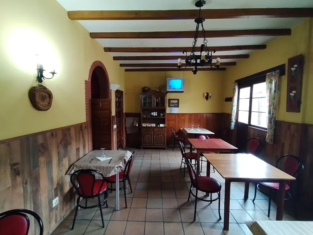 Casa Paco_Cistierna_slider_image_3