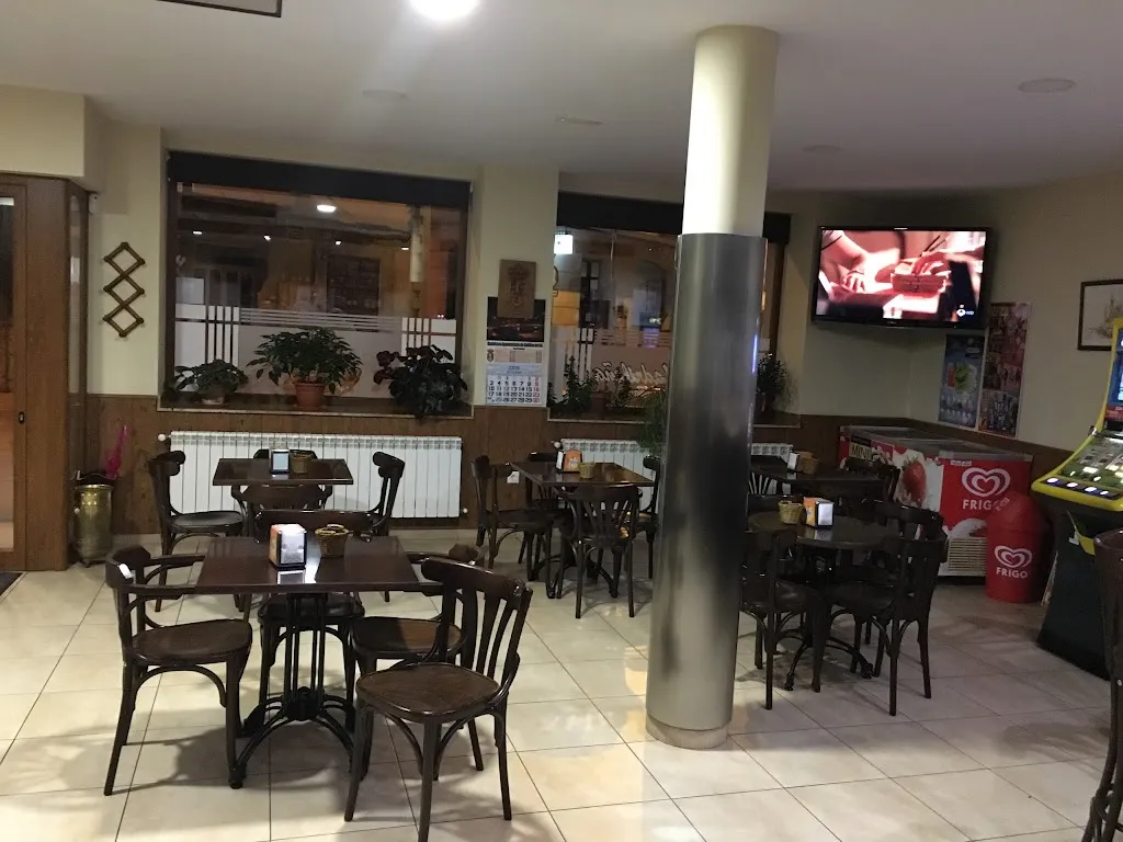 CAFÉ-BAR LA MADRILEÑA ristorante a Cubillos del Sil