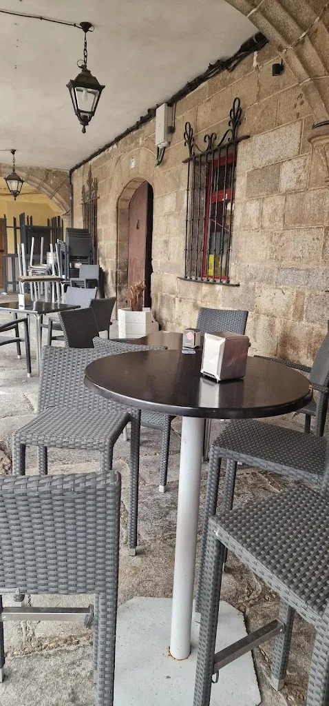 Miguel Angel Sanchez Alonso_Bar Siete_El Barco de Ávila_review