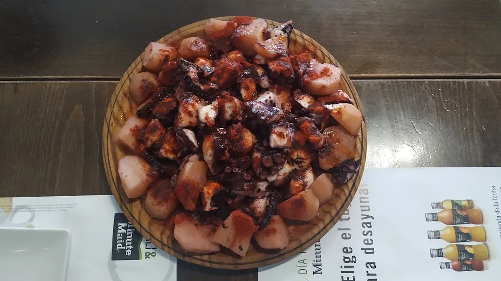 Bar la parada_Folgoso de la Ribera_slider_image_3