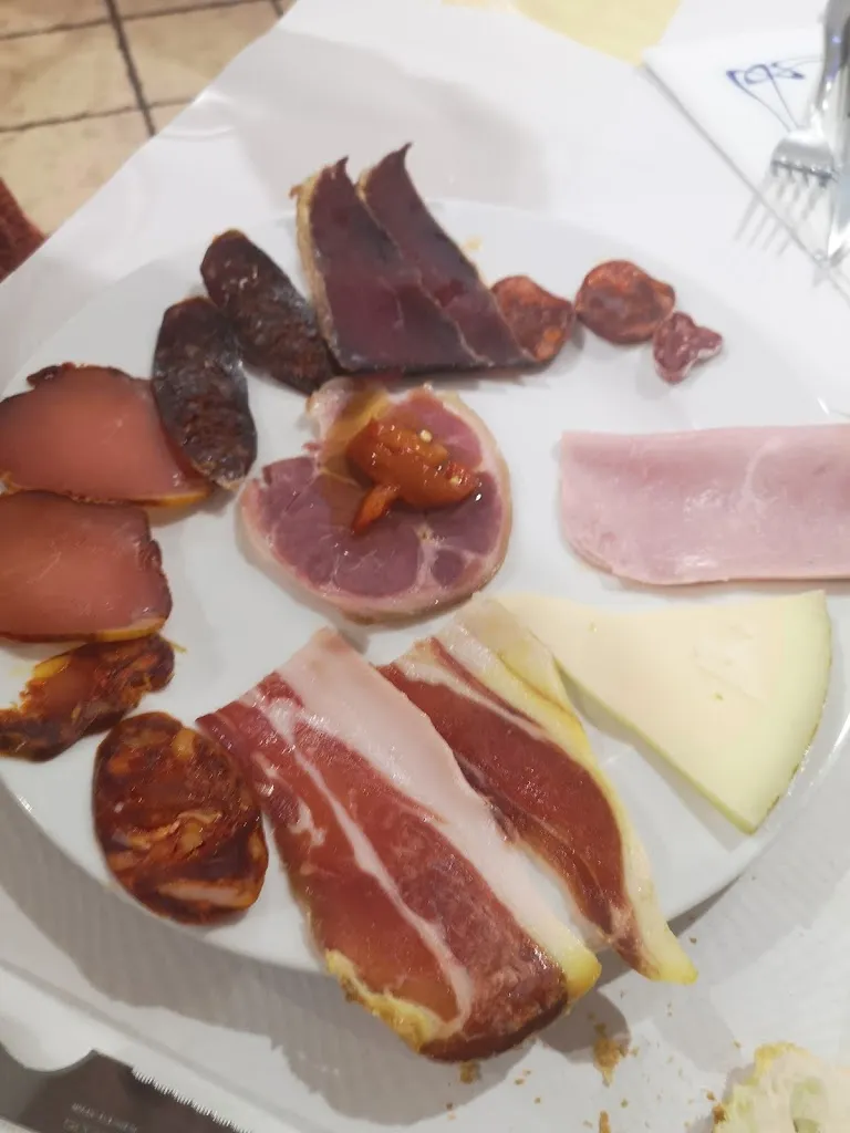 Ivan Fernandez Lopez_Mesón García_Fabero_review