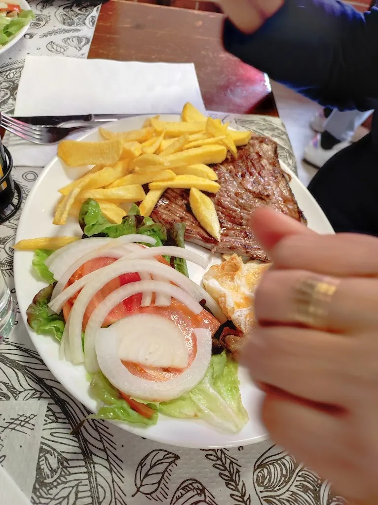 Encarni Belt_Restaurante Pizzería Piz Paz_Fabero_review