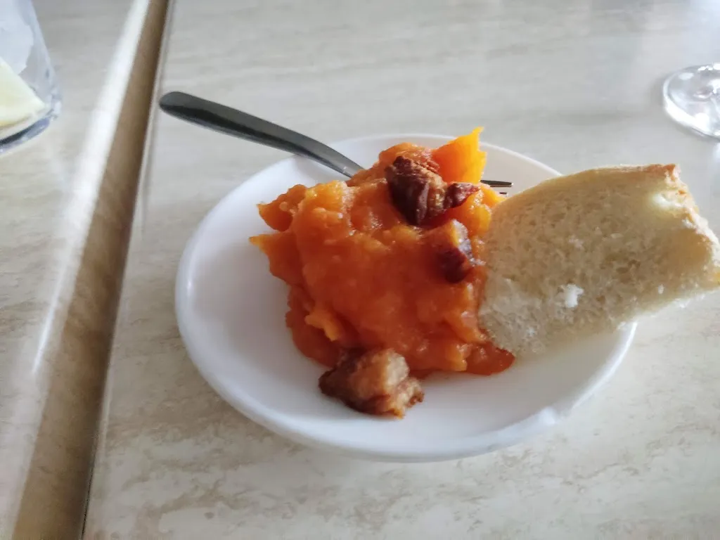 Menu_Cafetería J-5_El Hoyo de Pinares_image_1