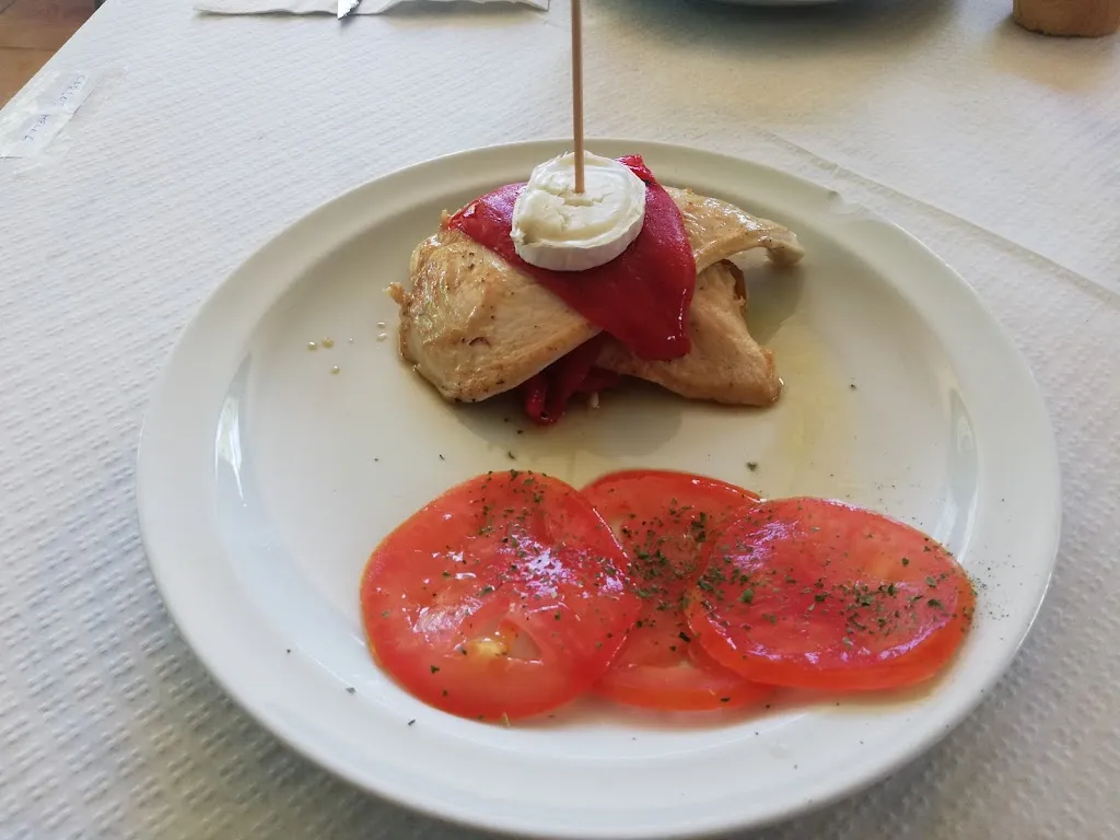 Menu_Cafeteria restaurante la piscina_El Hoyo de Pinares_image_5