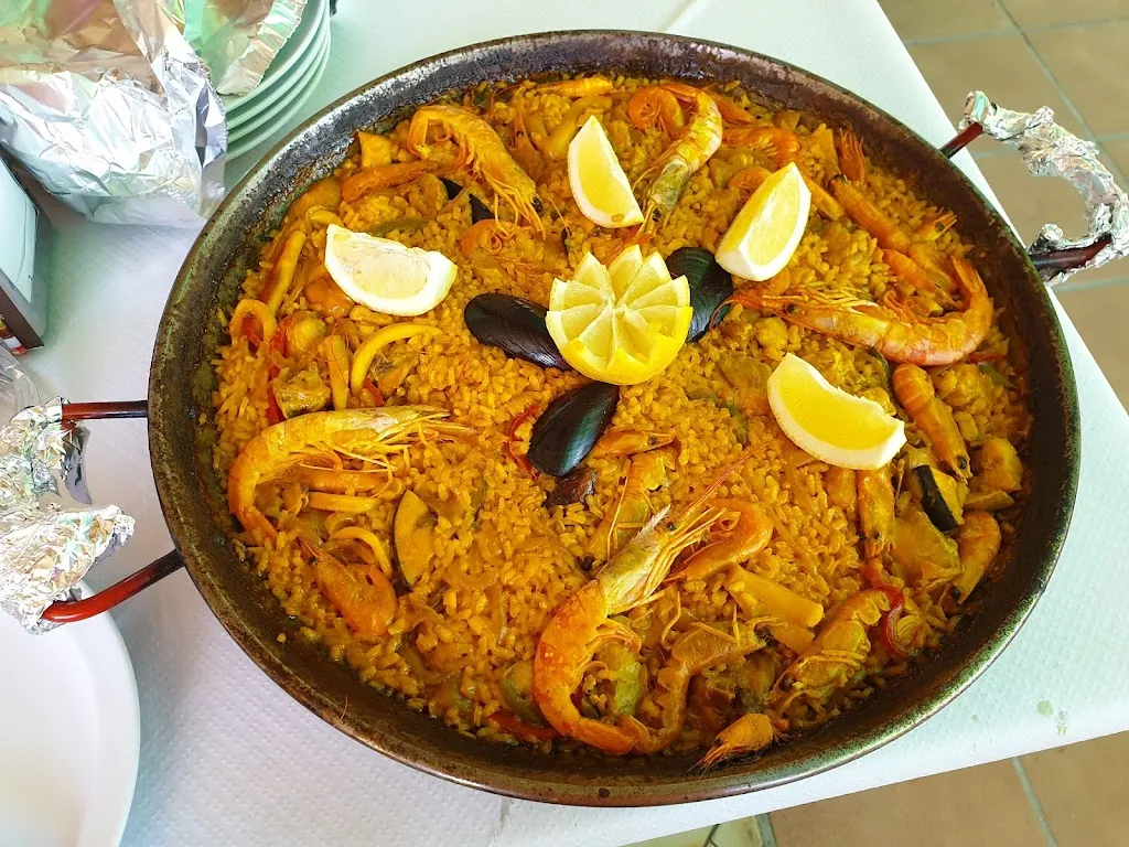 Javier Paniagua_Cafeteria restaurante la piscina_El Hoyo de Pinares_review