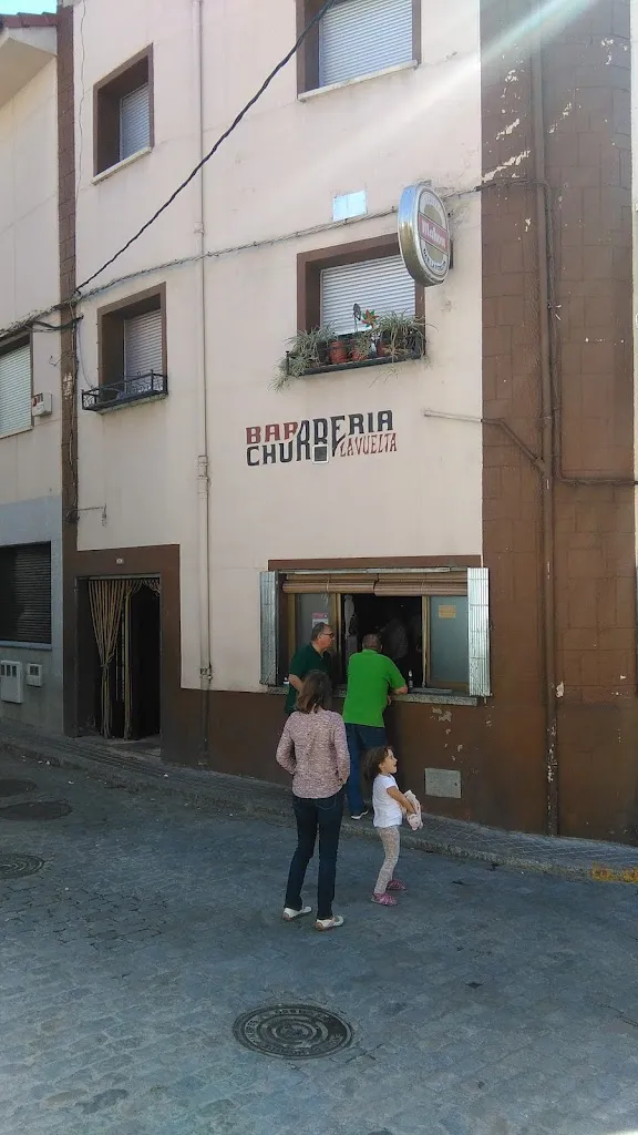 Miguel Angel Jimenez Ayuso_Bar-Churreria la Vuelta_El Hoyo de Pinares_review