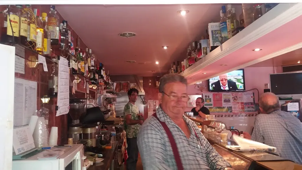 Bar-Churreria la Vuelta_El Hoyo de Pinares_slider_image_3