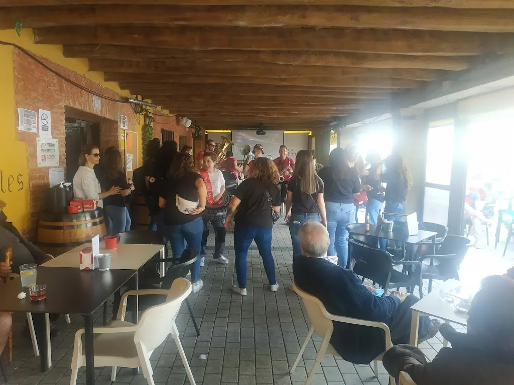 Bar Mesón Los Portales restaurant in Gordoncillo