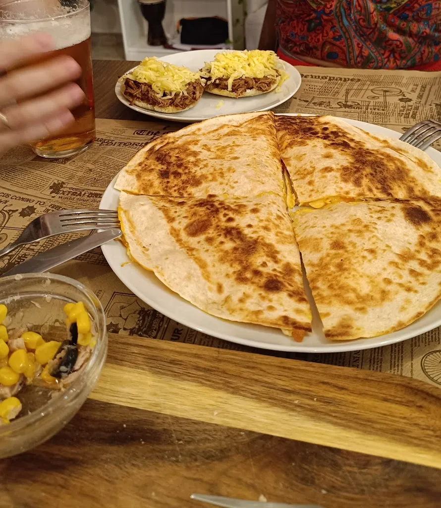 Virginia Jiménez Calvo_COCINA CULTURA_La Adrada_recensione