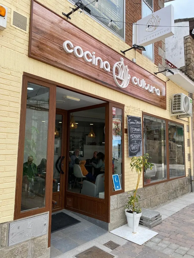 COCINA CULTURA restaurant in La Adrada