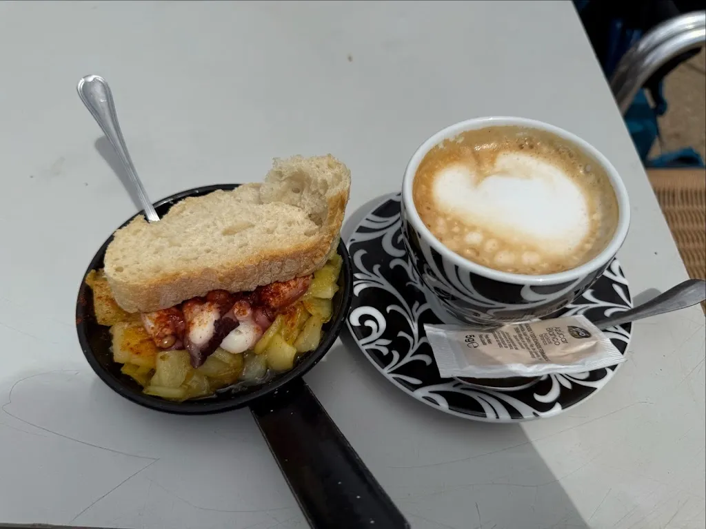 Jocelyn Yao_Bodega Gil II_Izagre_review