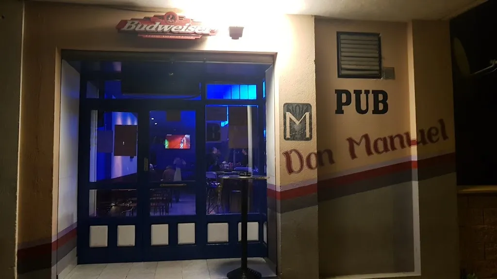 Pub Don Manuel restaurant in Fuentes de Carbajal